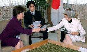 Tanaka, UNESCO official agree on importance of culture